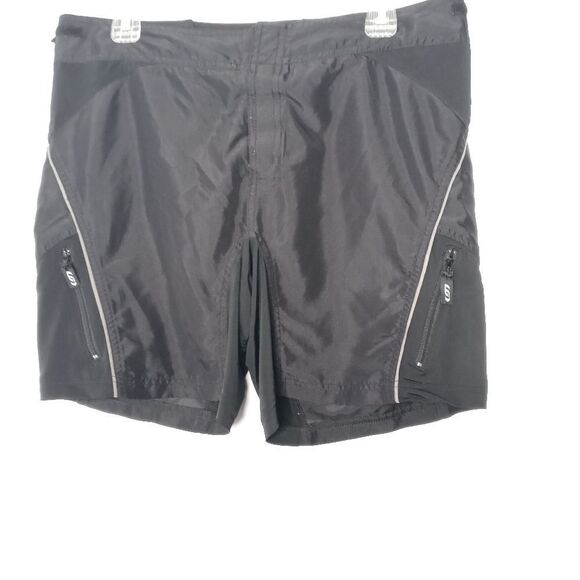 Louis Garneau shorts  - Picture 1 of 5